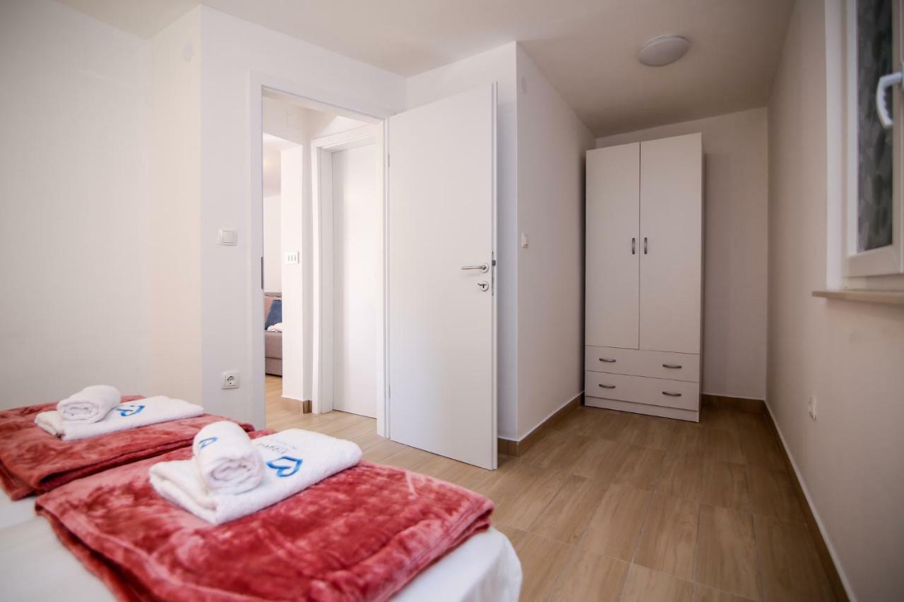 Apartman L&A Apartment Biograd Na Moru Bagian luar foto